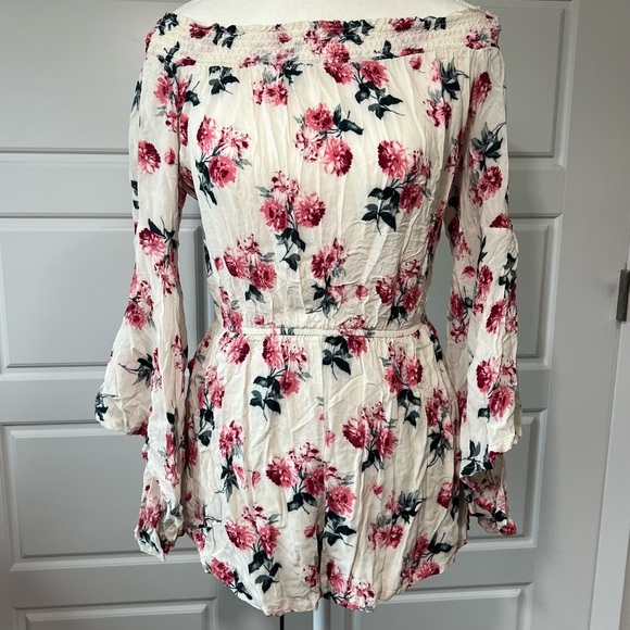 Floral Romper Off‎ Shoulder Bell Sleeve Summer Outfit Cute Romper Size S - Picture 1 of 7
